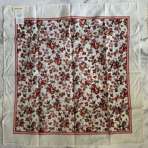 Sézane floral scarf - Picture 2 of 6